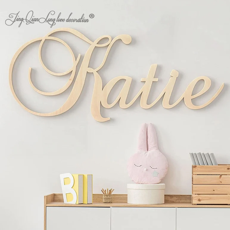 Personalisiertes Namensschild  – Baby Nursery Name Letters Bewertung und Preis
